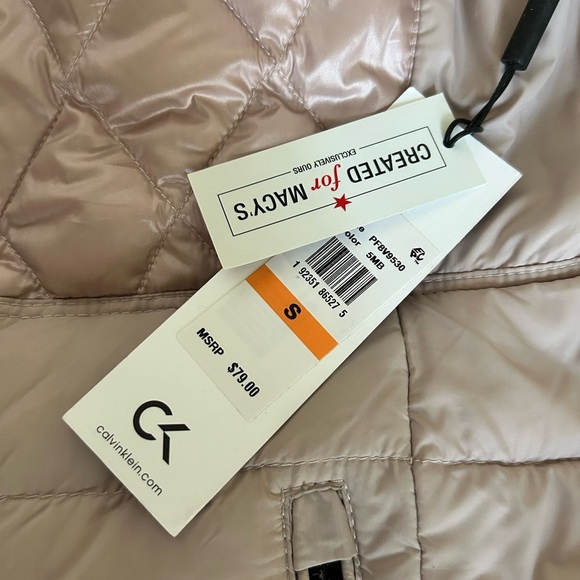 Calvin Klein Women's Blush Quilted Vest - Picture 4 of 10